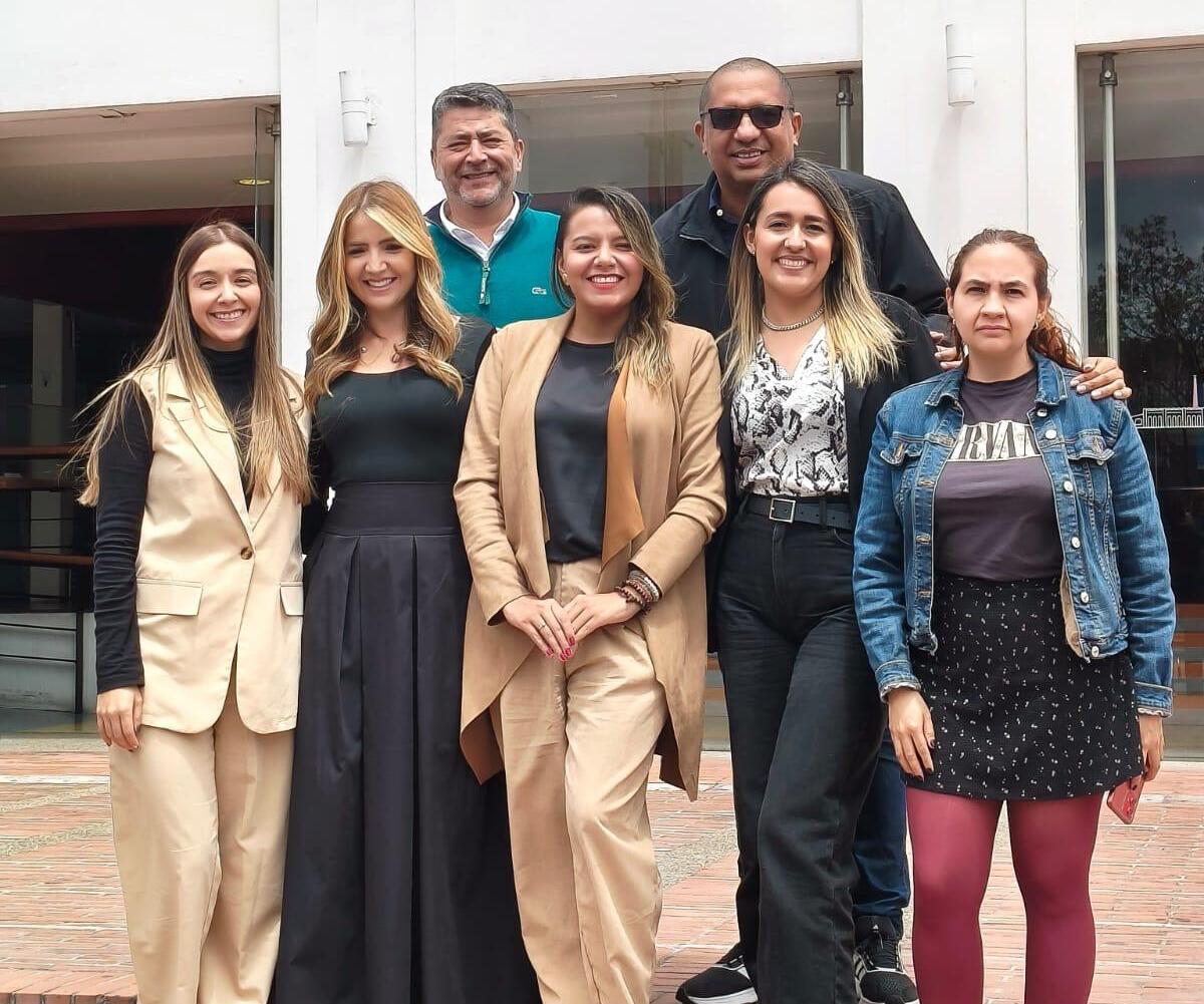 La Universidad Tecnológica de Pereira, a través de la Oficina de Gestión de la Comunicación y Promoción Institucional, participó en la reunión de la Comisión Técnica de Comunicaciones del Sistema Universitario Estatal (SUE), con el objetivo de estructurar el Plan Estratégico de Comunicaciones de esta red que integra a 34 instituciones públicas de educación superior en Colombia.