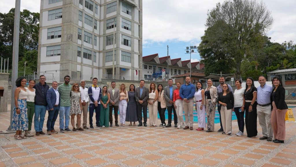 Con el compromiso de avanzar hacia una universidad más humana, incluyente y participativa, la Universidad Tecnológica de Pereira presenta a medios de comunicación y comunidad en general los avances de su Política de Bienestar Institucional (PBI) bajo el lema “La U de todos”, una apuesta colectiva por mejorar la calidad de vida de quienes hacen parte de la comunidad universitaria.