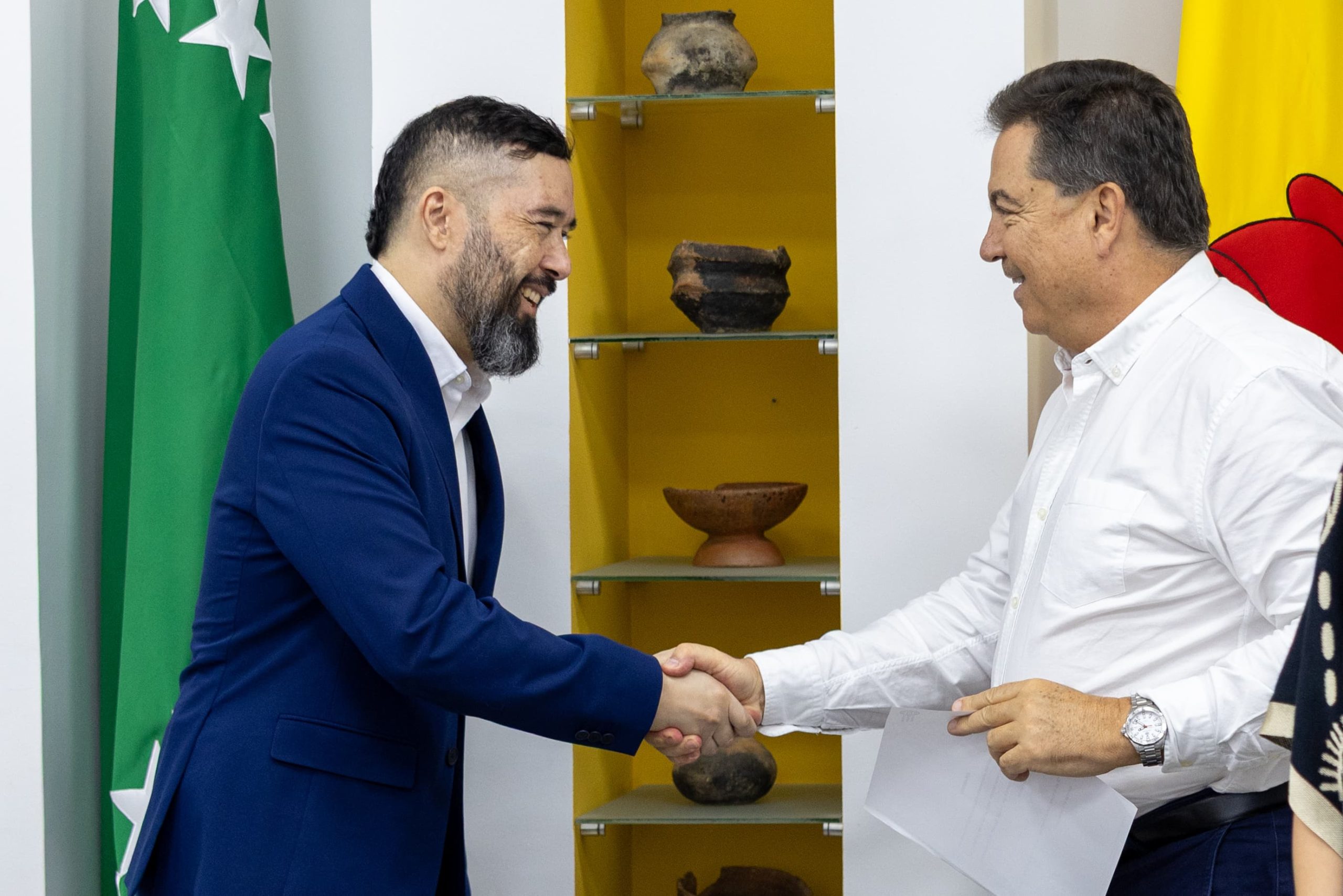 La Universidad Tecnológica de Pereira cuenta oficialmente con los nuevos representantes profesorales ante el  Consejo Académico, tras la posesión de los profesores Jairo Alberto Mendoza Vargas y Patricia Carvajal Olaya, quienes fueron elegidos por dicho estamento, para un nuevo periodo de representación.