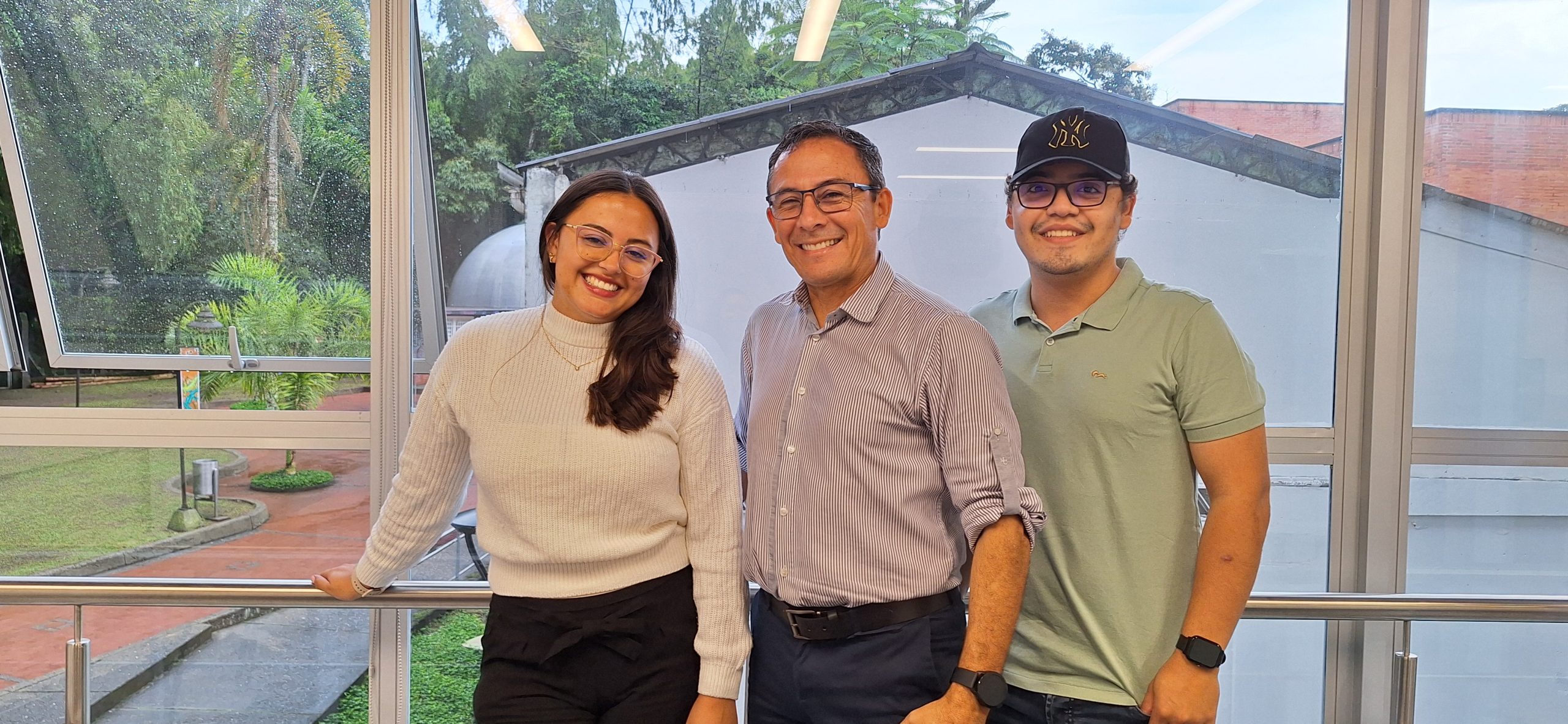 La Facultad de Tecnología de la Universidad Tecnológica de Pereira invita a toda su comunidad académica a postularse para las elecciones de representación ante el Comité Curricular. Esta es una oportunidad para contribuir activamente al mejoramiento de la calidad educativa y participar en la toma de decisiones académicas dentro de los diferentes programas de la facultad.