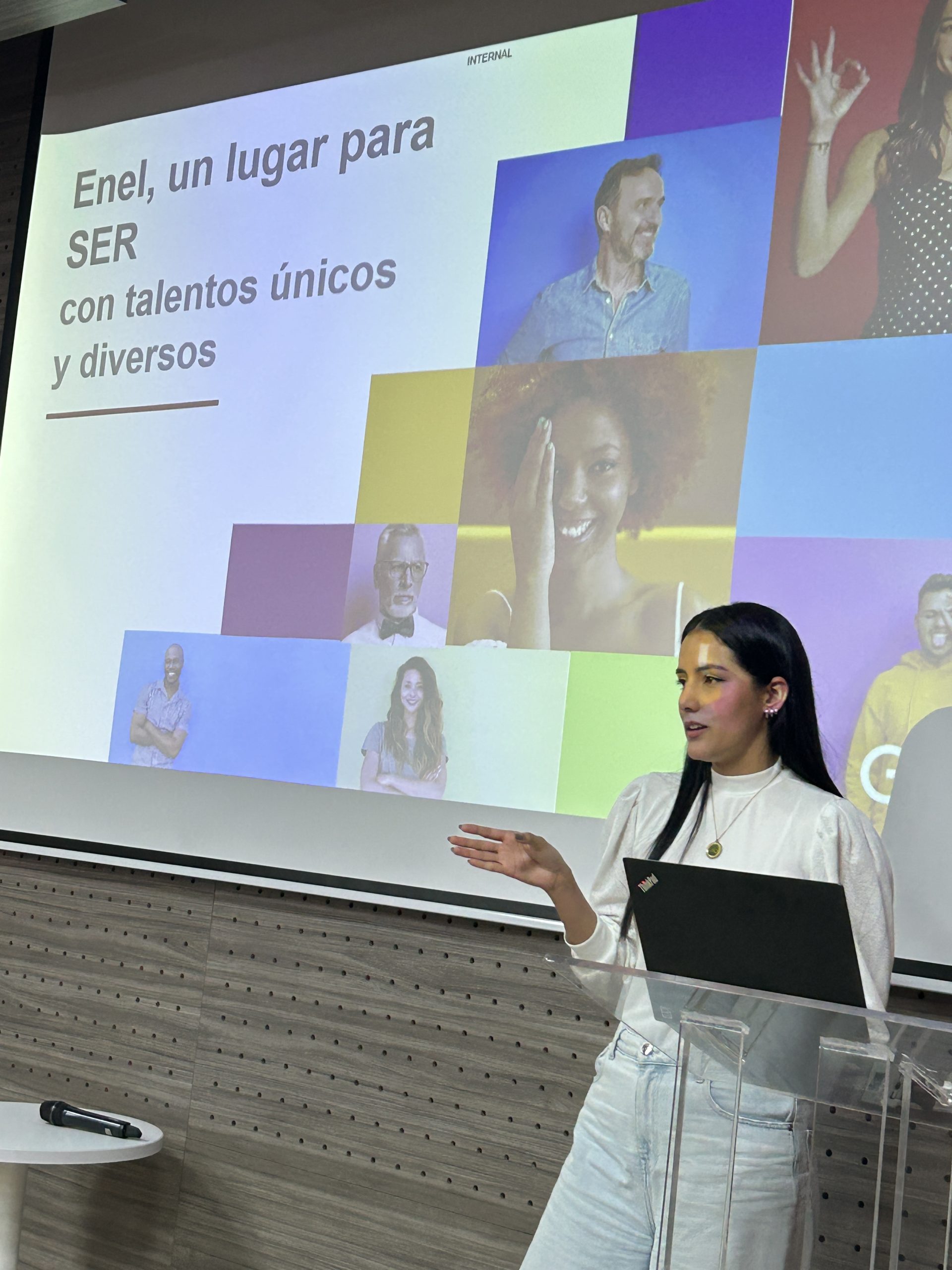 La Universidad Tecnológica de Pereira (UTP), a través de la Vicerrectoría de Investigaciones, Innovación y Extensión y la Oficina de Prácticas, recibió a la empresa ENEL Colombia, que presentó su oferta de prácticas profesionales a estudiantes de diferentes programas académicos.