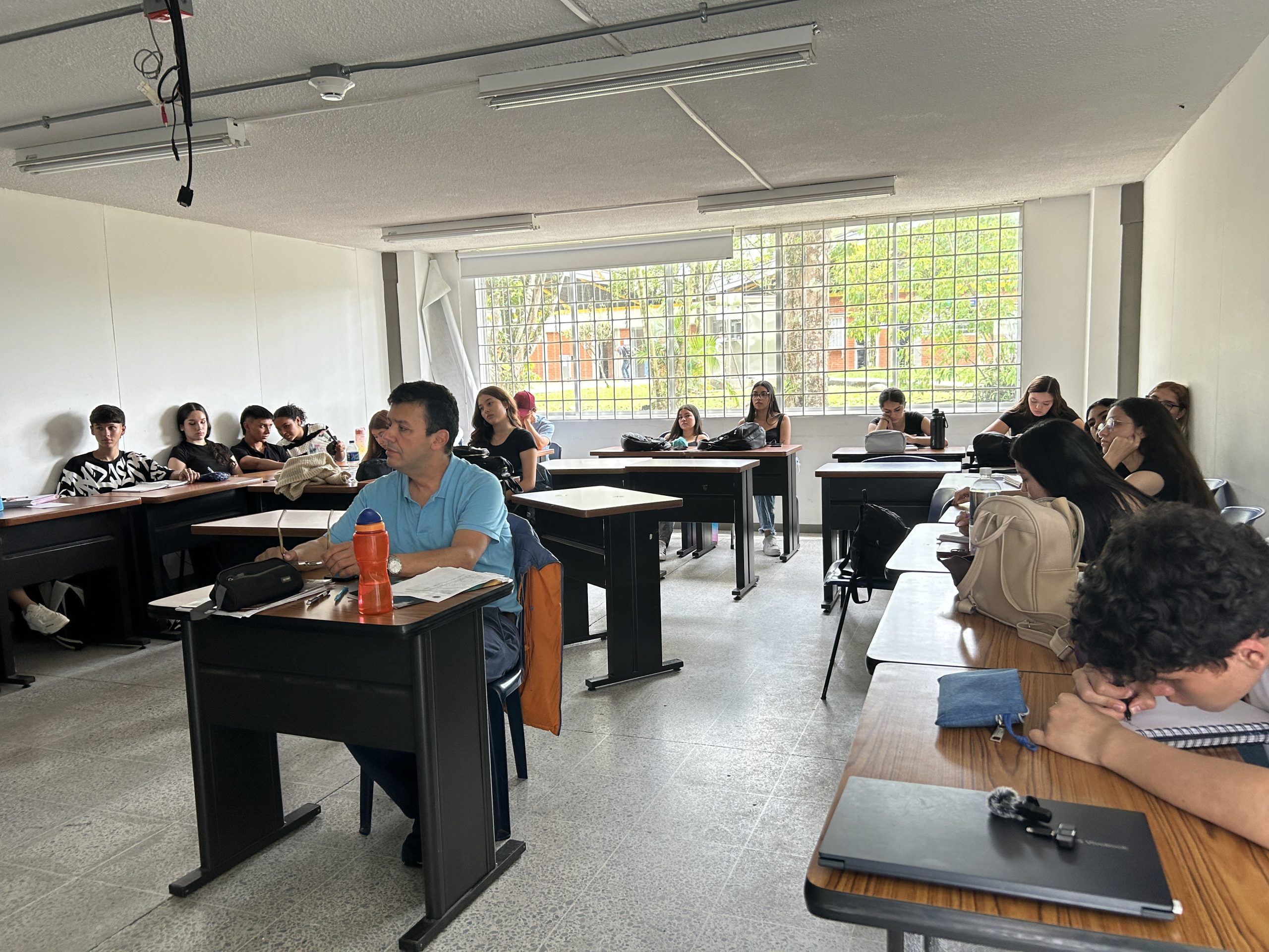 La Universidad Tecnológica de Pereira, a través de la Oficina de Admisiones, Registro y Control Académico, informa a la comunidad estudiantil que los días 11 y 12 de junio de 2025 se llevarán a cabo importantes actividades académicas, en cumplimiento del calendario establecido para el primer semestre del año en curso.