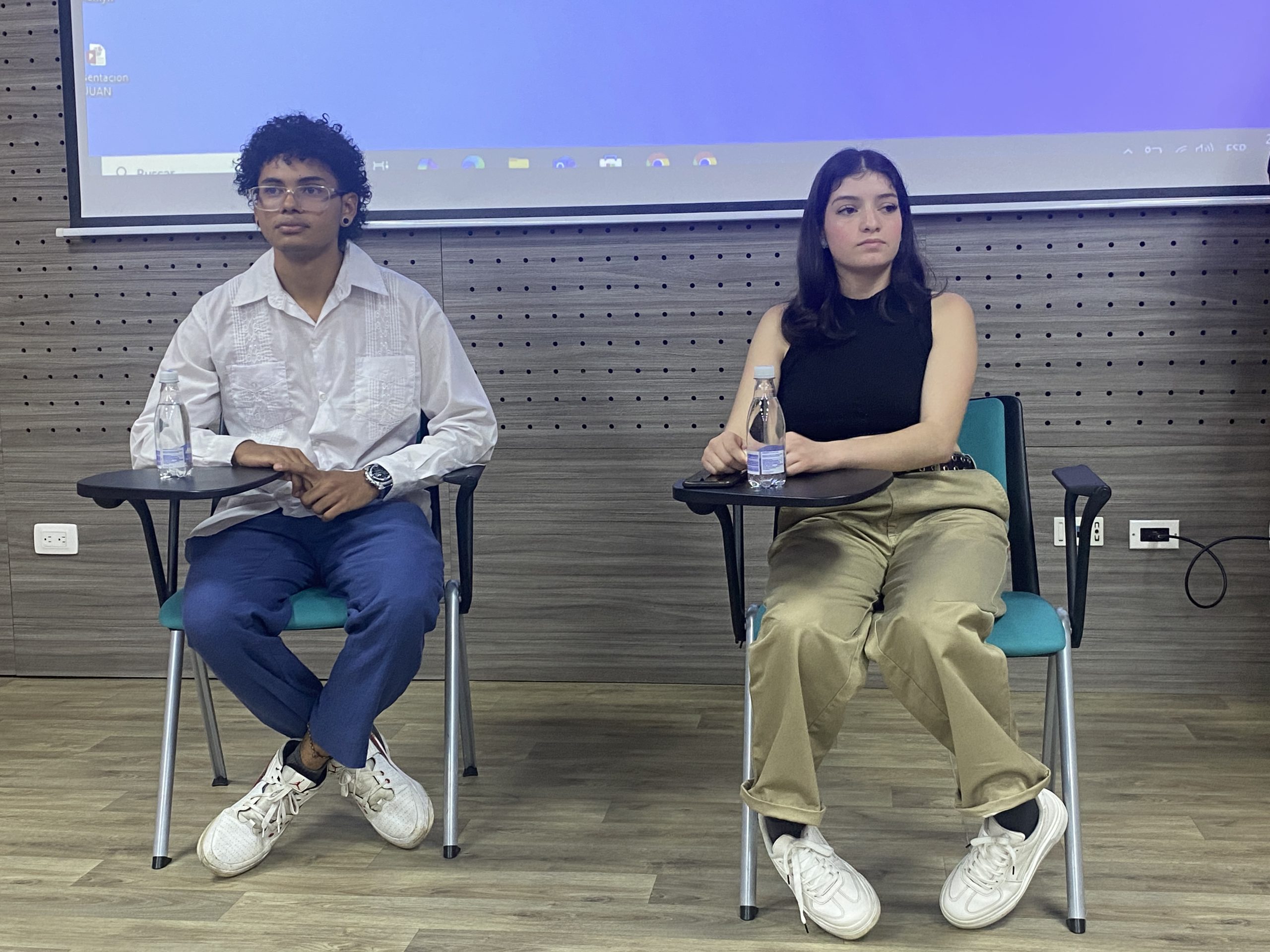 La Facultad de Ciencias de la Educación de la Universidad Tecnológica de Pereira (UTP) vivió un momento clave en el proceso electoral con el debate estudiantil entre los candidatos Marily Quiceno Ramírez y Juan David Rengifo Moreno, quienes aspiran a representar a sus compañeros ante el Consejo de Facultad. 