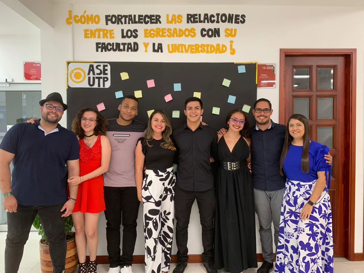 La Universidad Tecnológica de Pereira se despide de una de sus figuras clave en el área de vinculación con los egresados. Yenny Viviana Quiceno Barreto, quien asumió la dirección ejecutiva de la Asociación de Egresados en dos períodos, se destaca por su liderazgo y por las huellas que deja en la institución, tanto en tiempos de pandemia como en su regreso en 2022.