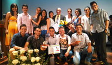 Trietnias representan a la UTP en evento regional