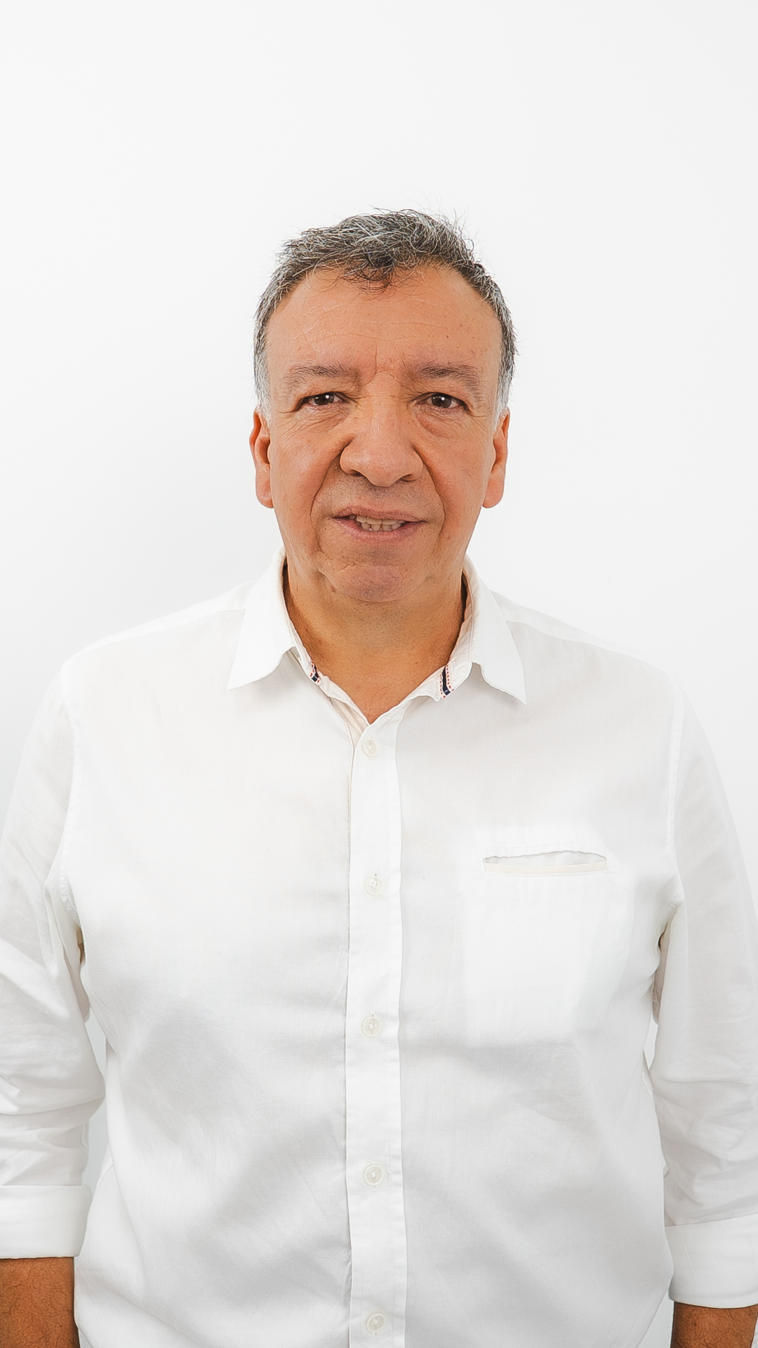 Con una trayectoria académica de más de 25 años al servicio de la Universidad Tecnológica de Pereira, el profesor Juan Carlos Burbano Jaramillo presenta su candidatura para representar al estamento profesoral ante el Consejo Superior, máximo órgano de dirección institucional.