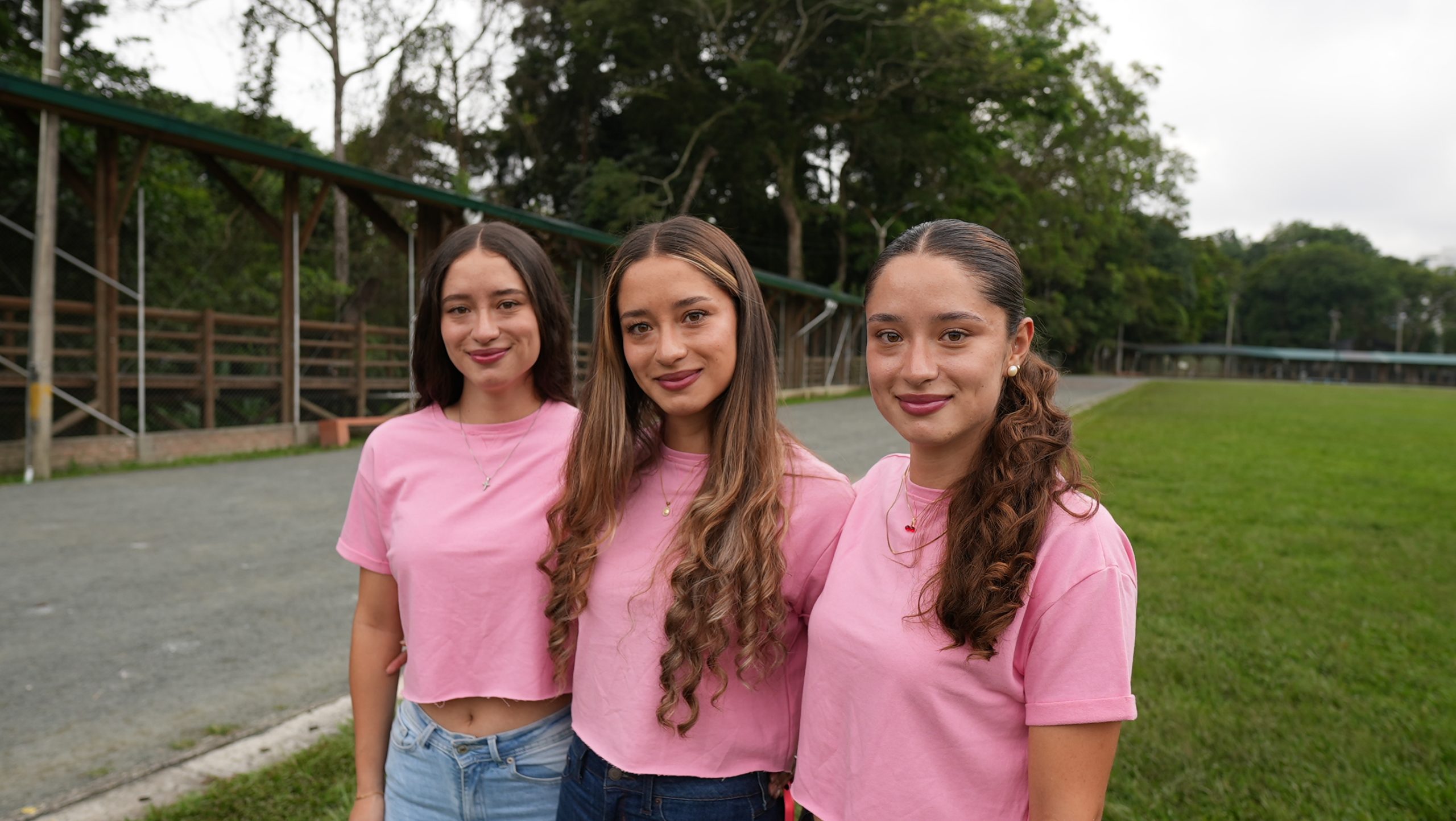 La historia de Diana Isabel, María Camila y Manuela Vásquez es ejemplo de disciplina, vocación y el impacto transformador de la educación pública