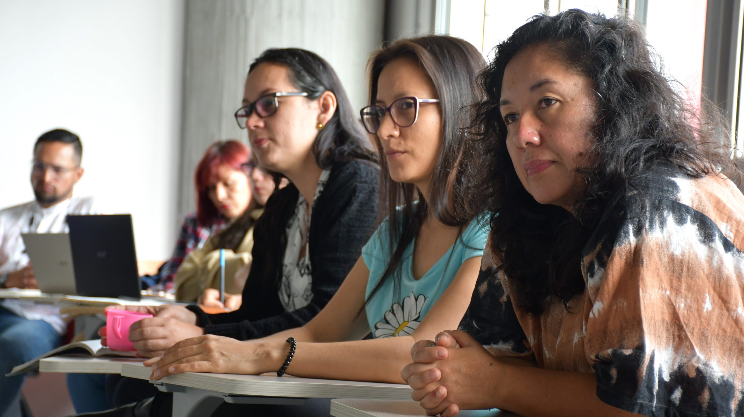 La Universidad Tecnológica de Pereira invita a los profesionales del ámbito educativo a inscribirse en la sexta cohorte del Doctorado en Didáctica de la Facultad de Ciencias de la Educación, cuyas inscripciones estarán abiertas hasta el próximo 25 de enero de 2025. Con nueve años de trayectoria, el programa se encuentra en proceso de acreditación de alta calidad, respaldado por la pertinencia y el impacto de sus investigaciones en la comunidad educativa nacional e internacional.