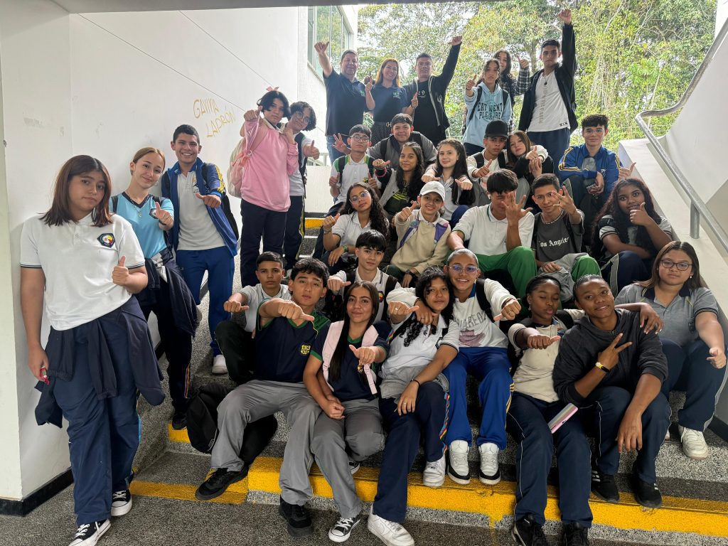 Con el acompañamiento de expertos en estructuración de proyectos, jóvenes de 14 colegios de Pereira empezaron a perfilar sus iniciativas  para beneficiar a las comunidades que rodean las instituciones educativas.