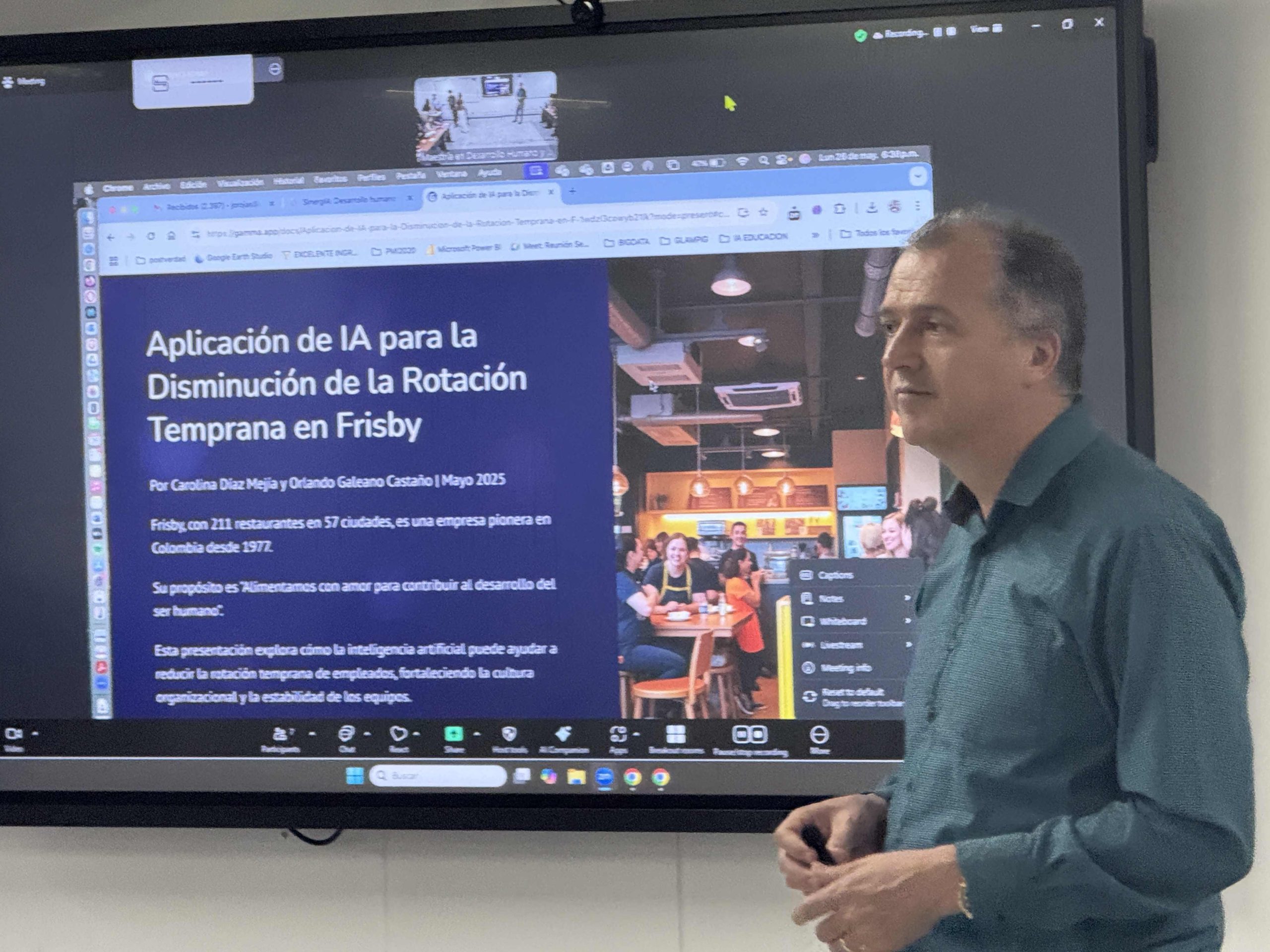 La Universidad Tecnológica de Pereira celebra la culminación exitosa de la electiva “SinergIA: Desarrollo Humano y Organizacional”, una experiencia académica pionera dirigida a los estudiantes de la Maestría en Desarrollo Humano y Organizacional de la Facultad de Ciencias Empresariales. Esta propuesta integra metodologías activas de aprendizaje con herramientas de Inteligencia Artificial (IA) aplicadas al contexto laboral y empresarial.