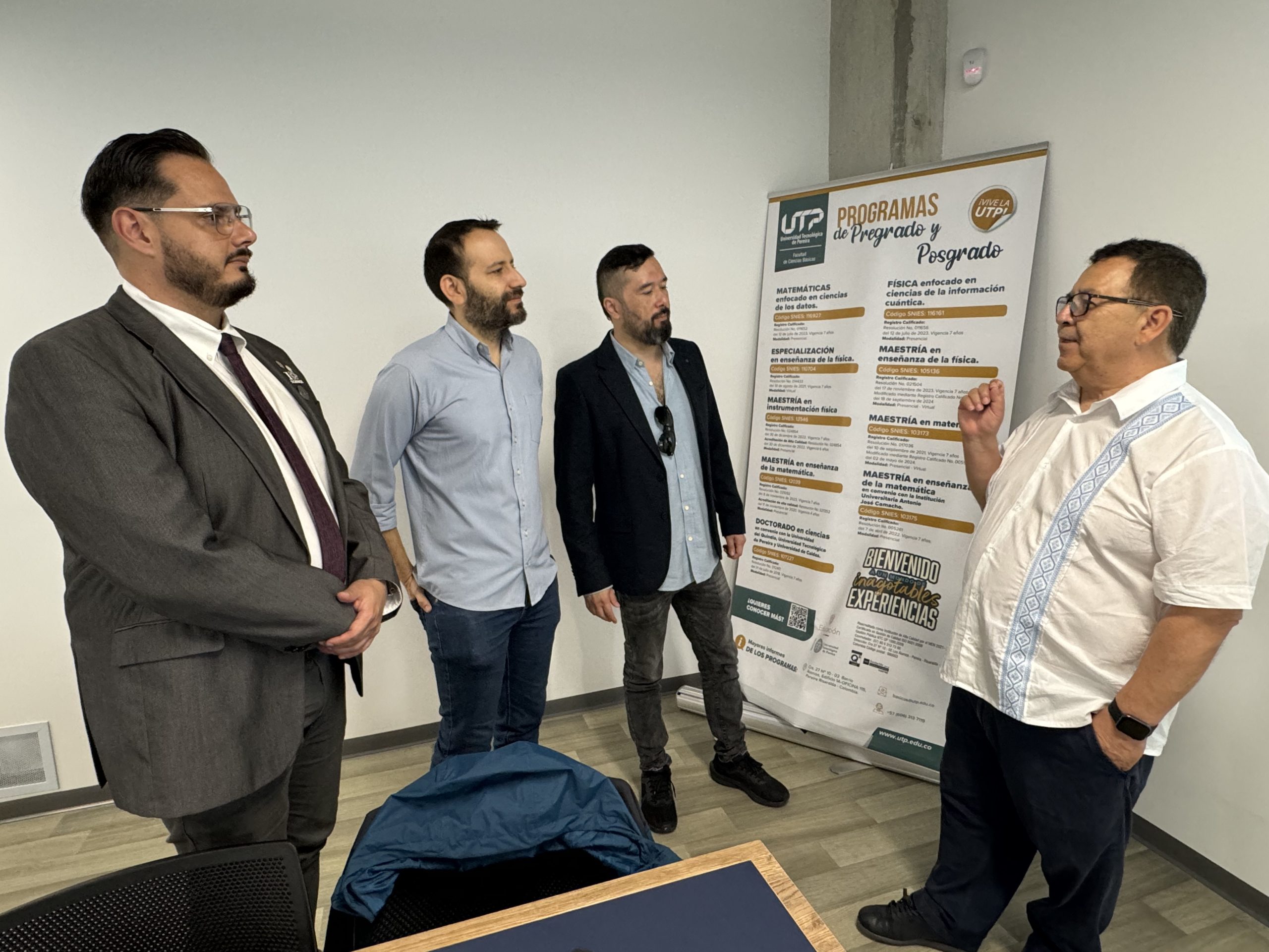 Fortalecer las relaciones internacionales, especialmente con el Centro de Investigaciones Avanzadas de México (CINVESTAV), fue el propósito principal de la visita internacional del experto Lorenzo Leija a la Universidad Tecnológica de Pereira.