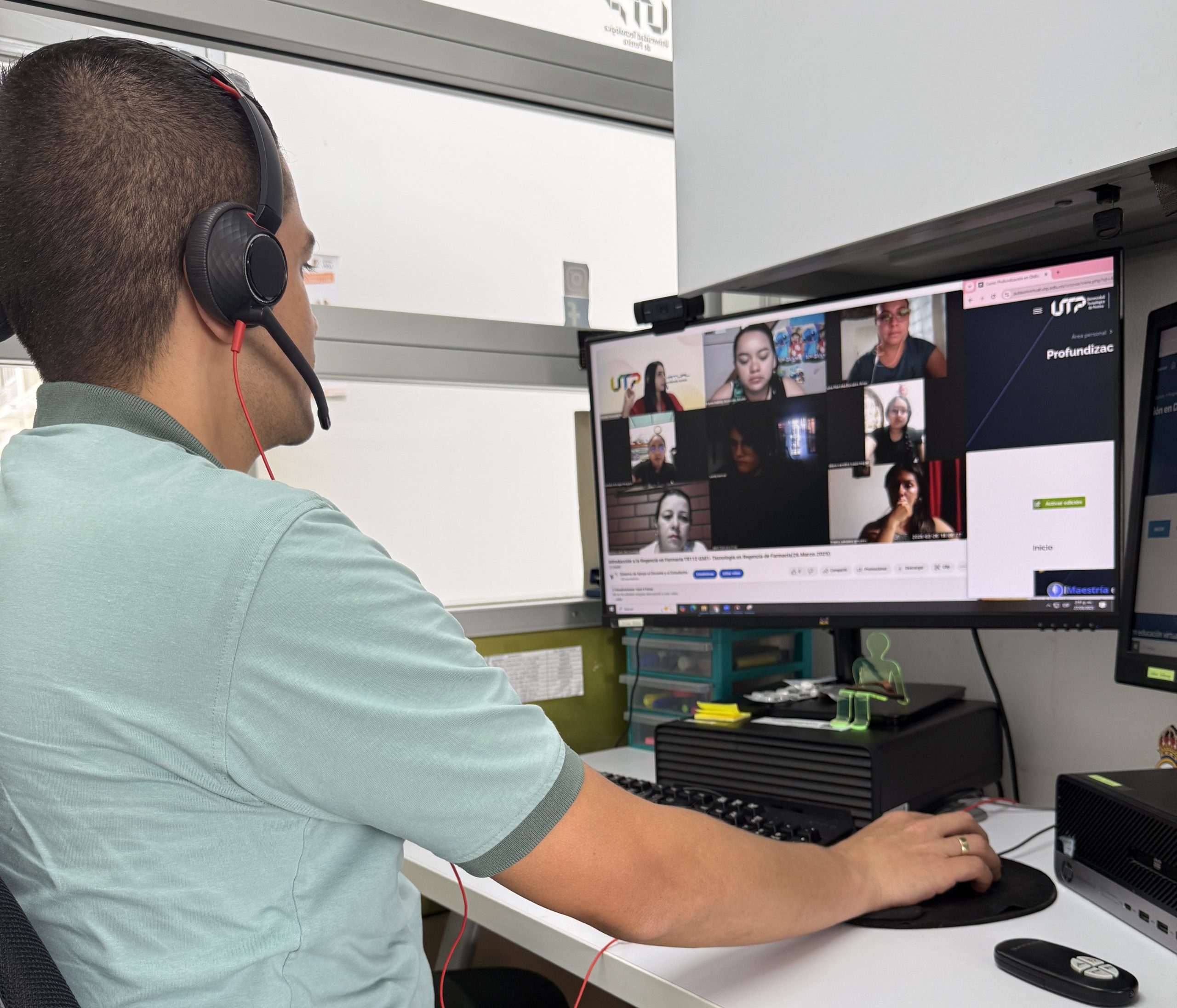 Univirtual, unidad estratégica de la Universidad Tecnológica de Pereira (UTP), se ha consolidado como un actor clave en la transformación de la educación digital. Desde su creación, ha orientado sus esfuerzos a garantizar una formación mediada por las Tecnologías de la Información y la Comunicación (TIC) que sea innovadora, flexible, accesible e inclusiva, respondiendo a los desafíos del contexto educativo actual.