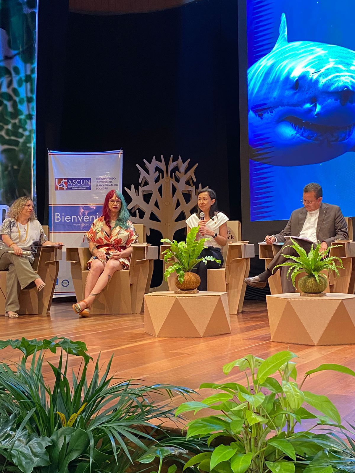 El rector (e) de la Universidad Tecnológica de Pereira, Francisco Uribe Gómez, y el director del Centro de Ciencia Jardín Botánico UTP, Jorge Hugo García Sierra, participaron en el evento "Universidades como motores del cambio: Impulsando el marco global de acción de la Biodiversidad”, que se llevó a cabo en el Salón Bita de la Casa Humboldt en Cali en el marco de la COP 16.