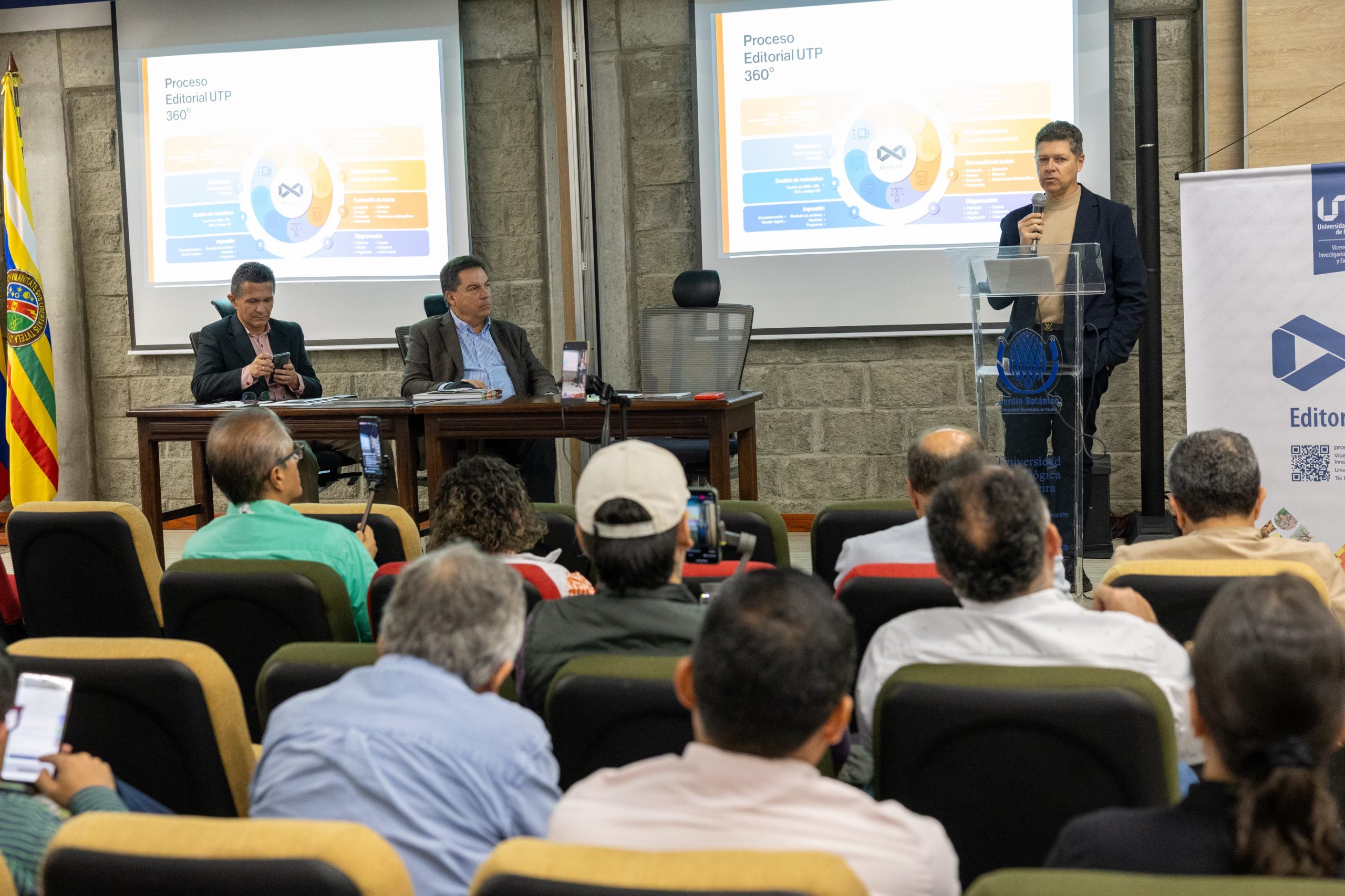 La Universidad Tecnológica de Pereira (UTP) reafirma su compromiso con la cultura, la memoria y la investigación al participar en la Feria Internacional del Libro de Bogotá (FILBo) 2025 con una destacada colección de 51 títulos que representan el trabajo académico de sus 10 facultades. Entre ellas, sobresale la Facultad de Ciencias de la Salud, que llega al evento con cuatro obras de alto impacto que abordan temas cruciales como el acoso escolar, los derechos humanos en contextos carcelarios, la parasitología médica y la historia institucional del programa de Medicina.