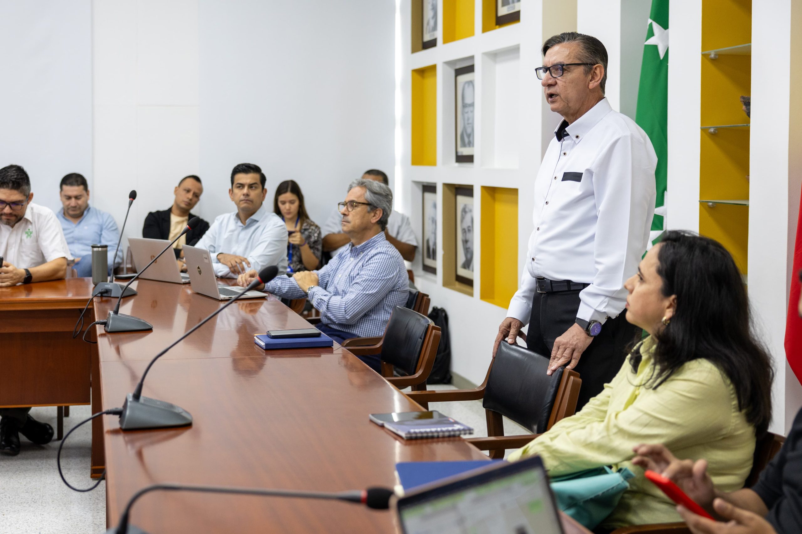 La Universidad Tecnológica de Pereira fue anfitriona de la más reciente reunión de la Red Universitaria de Risaralda (RUN), un espacio de articulación mensual que reúne a los rectores y equipos técnicos de las instituciones de educación superior del departamento. Este encuentro contó con la participación de representantes del SENA, la Alcaldía de Pereira y actores clave del ecosistema de innovación regional.