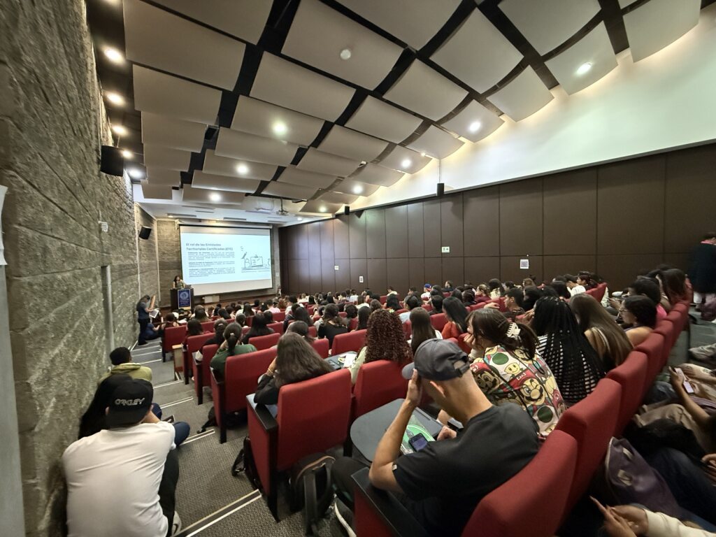 La Vicerrectoría de Investigaciones, Innovación y Extensión de la Universidad Tecnológica de Pereira realizó la jornada de bienvenida a estudiantes que inician su periodo de prácticas, un espacio diseñado para fortalecer competencias personales y ofrecer herramientas que faciliten su desempeño académico y profesional.
