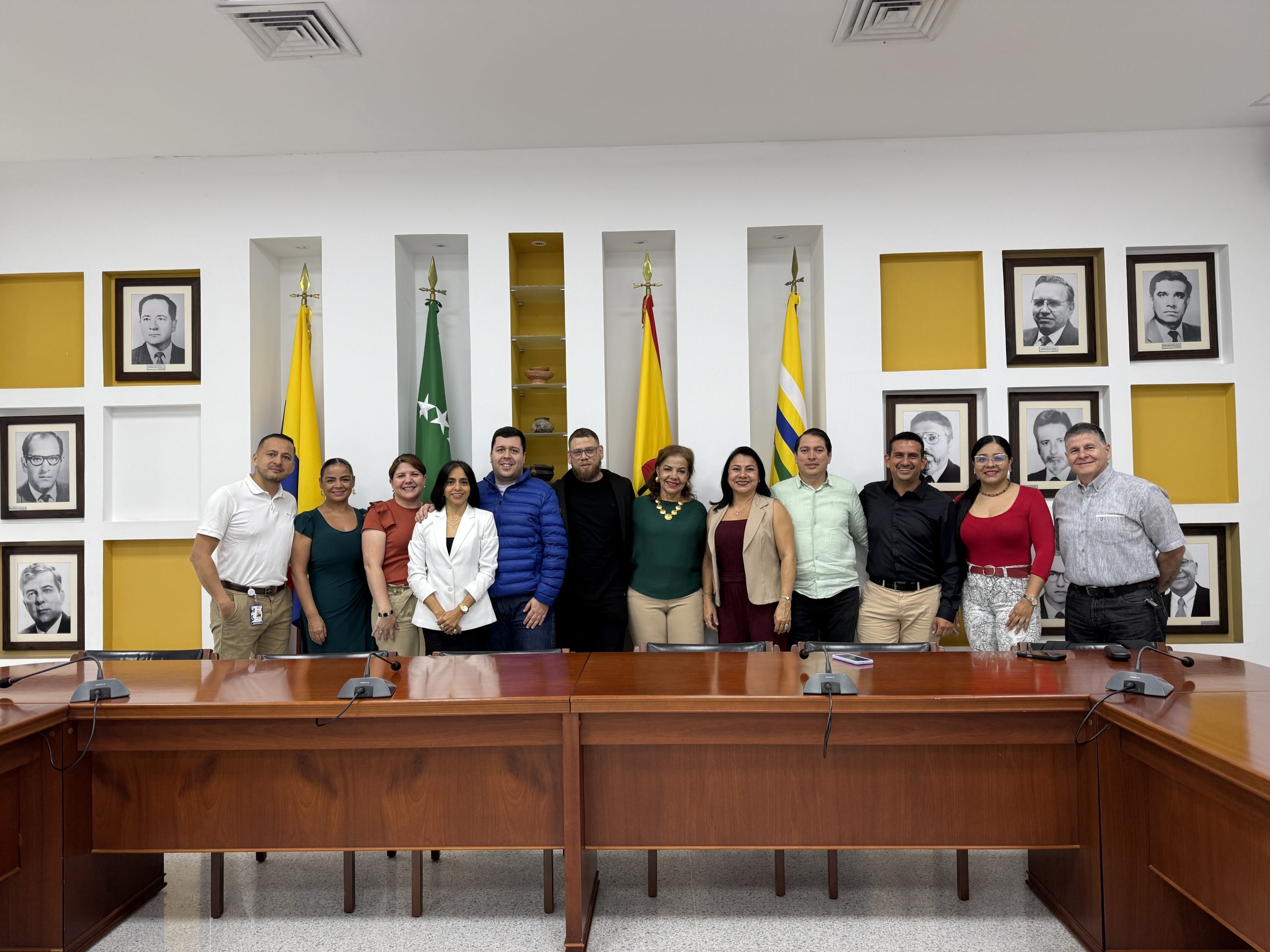 El Comité Paritario de Seguridad y Salud en el Trabajo (COPASST) es un organismo de participación que tiene como objetivo fundamental la promoción y vigilancia del cumplimiento de las normas de Seguridad y Salud en el Trabajo (SST) dentro de la Universidad Tecnológica de Pereira, de acuerdo con lo establecido en el Decreto 1072 de 2015 del Ministerio de Trabajo.