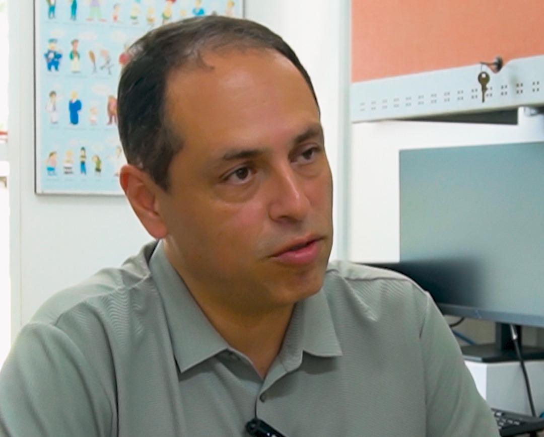 Con el objetivo de inspirar a su comunidad académica y abrir nuevas rutas de conocimiento, el director de la Maestría en Ingeniería Eléctrica el Dr. Andrés Escobar Mejía, extiende la invitación al inicio del semestre 2025-2, con una lección inaugural centrada en el papel de la inteligencia artificial en la toma de decisiones dentro de la ingeniería.