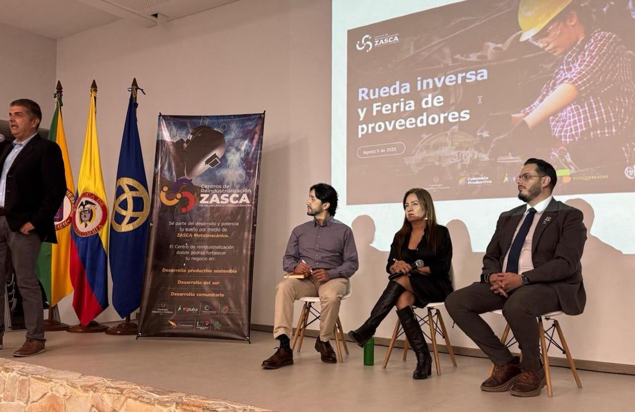 En el marco del proyecto ZASCA Metalmecánica, más de 60 empresarios del sector metalmecánico y manufacturero, incluyendo egresados de la Universidad Tecnológica de Pereira, se dieron cita en una jornada de relacionamiento comercial que busca cerrar brechas de centros de reindustrialización y fortalecer el tejido productivo de Risaralda.