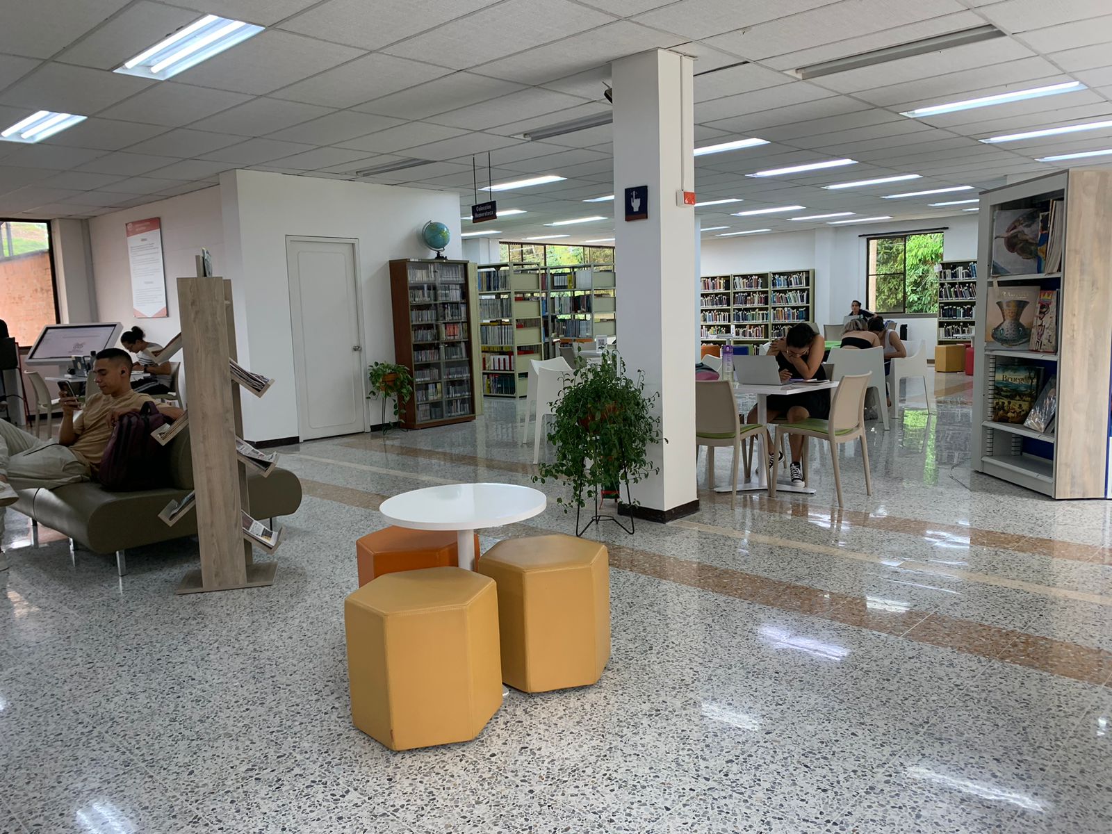 Sala biblioteca