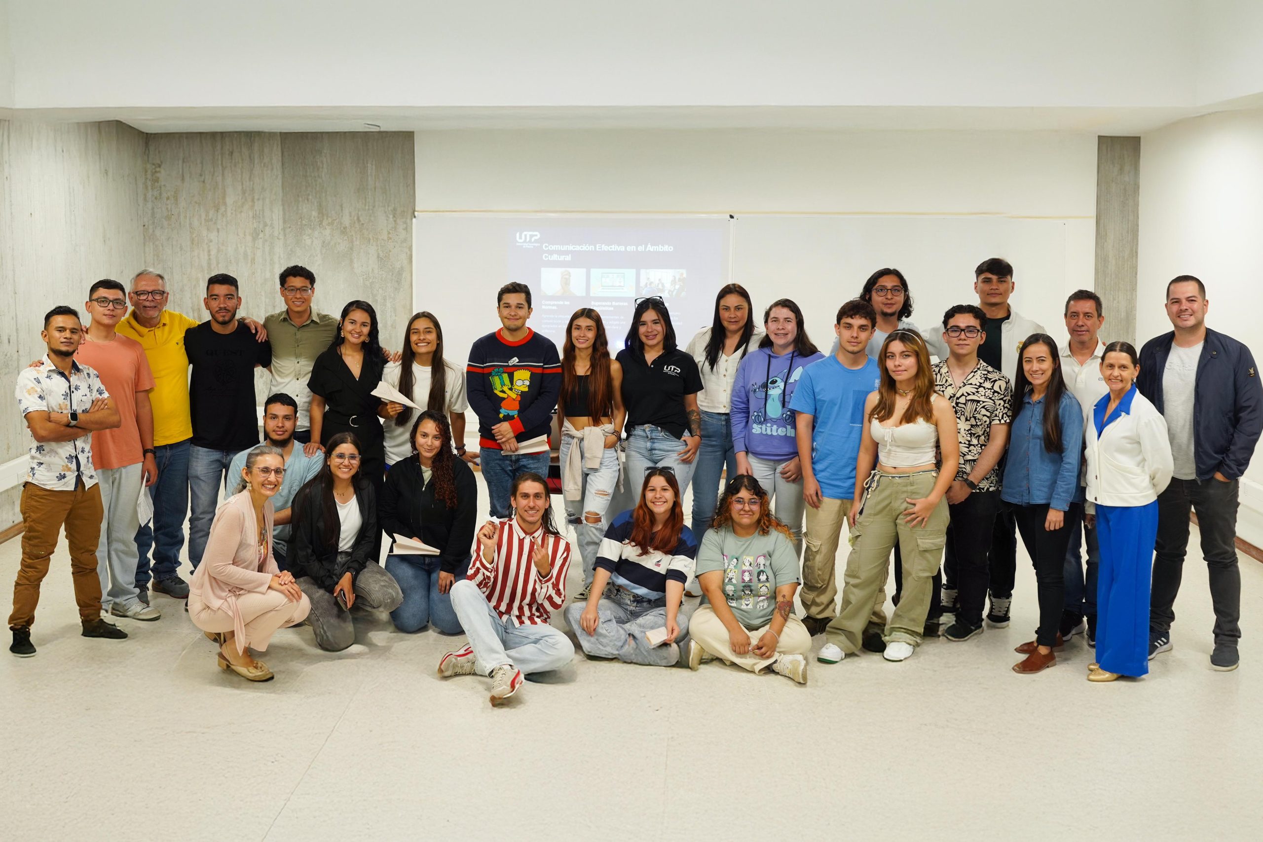 La Universidad Tecnológica de Pereira dio la bienvenida a los 27 estudiantes que emprenderán su movilidad académica durante el primer semestre de 2025, representando a nuestra institución en universidades de España, Francia, México, Argentina y Colombia.