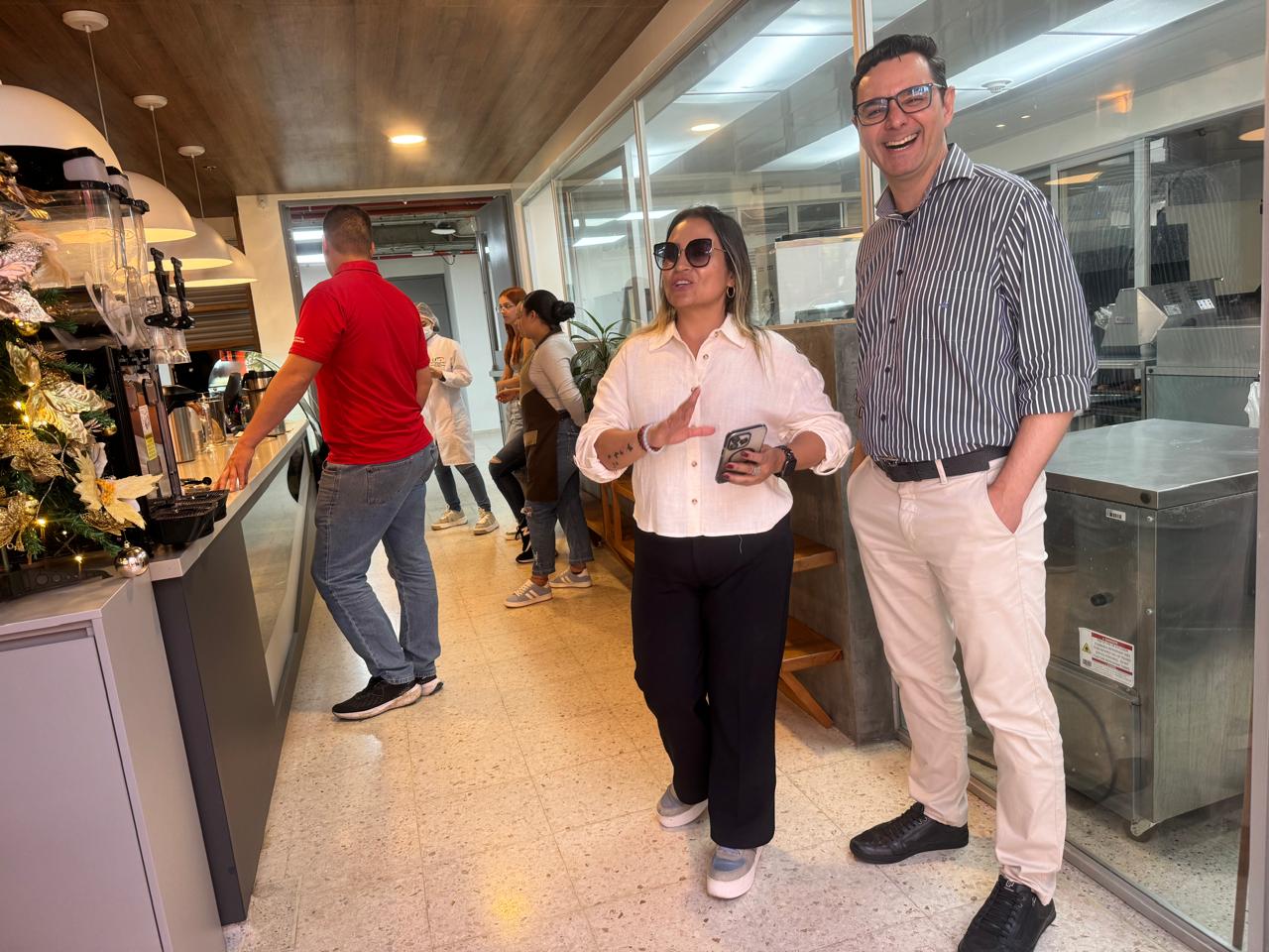 Con una trayectoria que combina logros académicos, dedicación profesional y un profundo sentido de gratitud hacia su alma mater, Gloria Patricia López Sepúlveda, egresada del programa de Ingeniería de Sistemas de la Universidad Tecnológica de Pereira (UTP), se ha convertido en un referente de éxito para la comunidad universitaria y un orgullo para Colombia en el ámbito internacional.