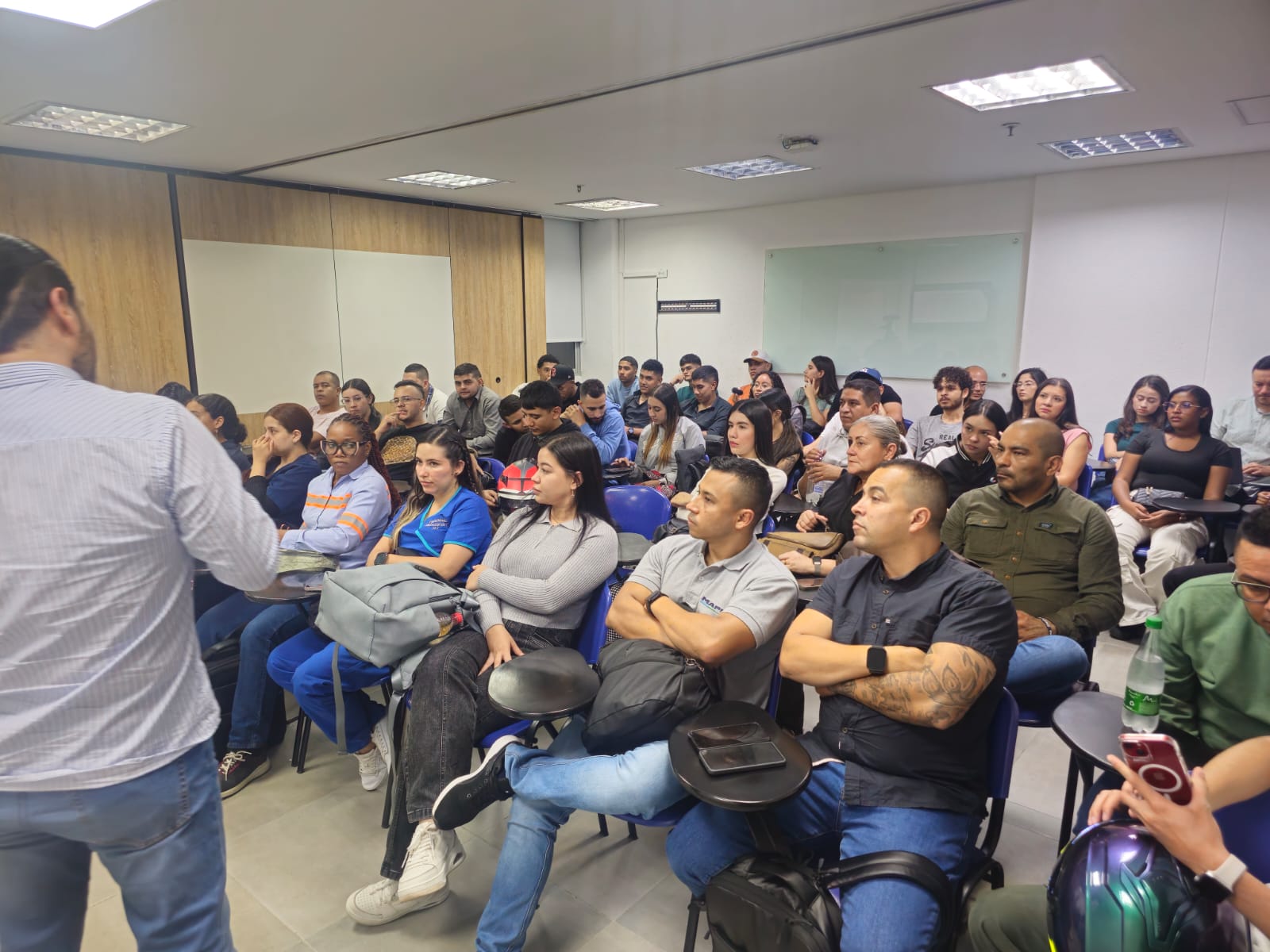 Del 13 al 15 de mayo, la ciudad de Medellín fue el epicentro del pensamiento pedagógico innovador con la realización de la novena edición del Encuentro Internacional de Lúdicas, organizado por la Red Pro. Un evento donde la lúdica dejó de ser solo juego para consolidarse como una poderosa herramienta para la enseñanza en la educación superior.