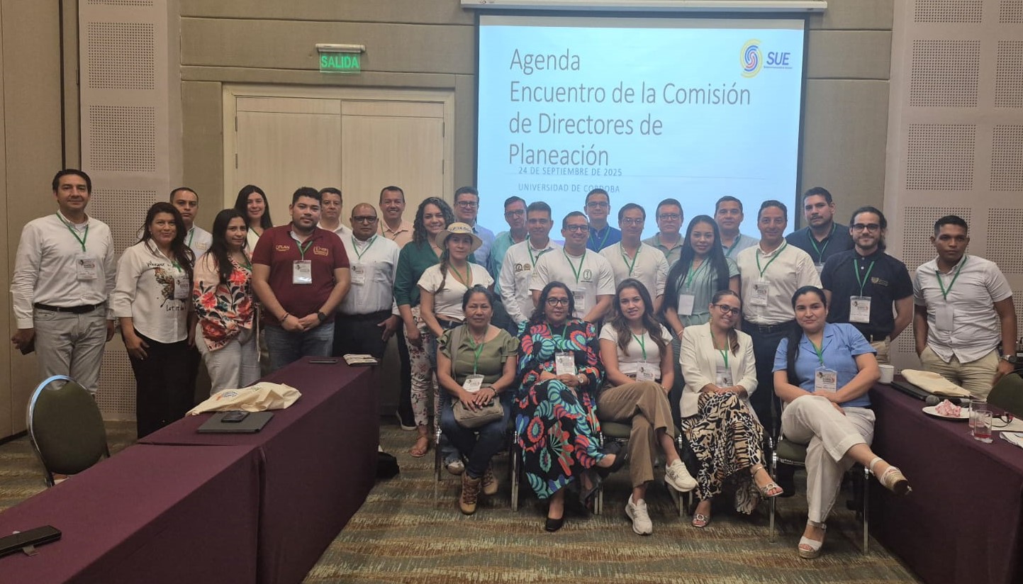En el marco del XIII Encuentro de Gestión Universitaria del SUE, la Universidad de Córdoba fue sede de una nueva sesión del Comité Asesor del Sistema Universitario Estatal (SUE), espacio que reunió a representantes de las universidades públicas del país con el propósito de hacer seguimiento al plan de desarrollo del Sistema y a las acciones estratégicas que lo componen.