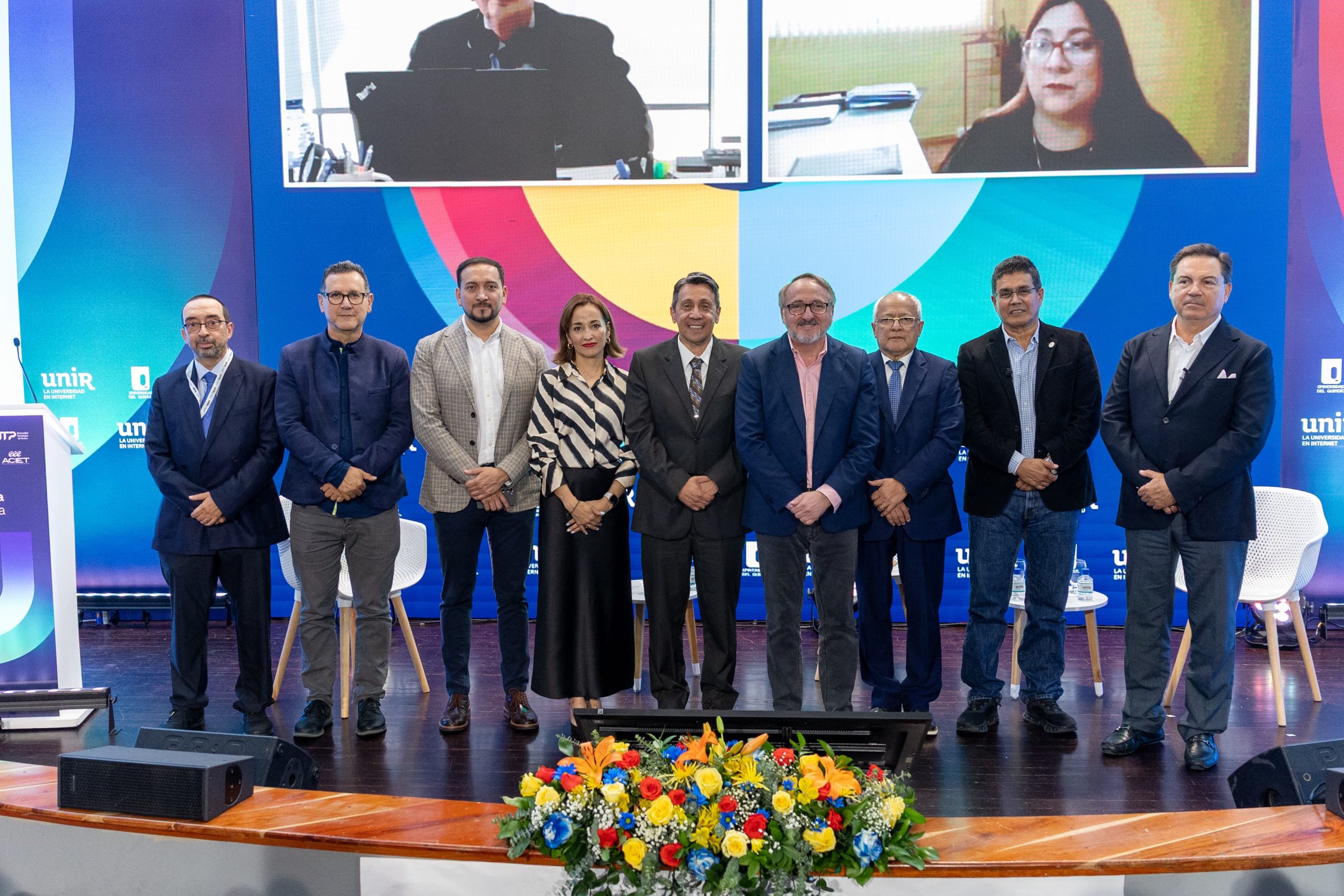 En el marco del seminario internacional La cooperación interuniversitaria en América Latina, la Universidad Tecnológica de Pereira participó como una de las instituciones coorganizadoras del evento, reafirmando su compromiso con el fortalecimiento de la educación superior, mediante redes académicas de cooperación, transferencia de conocimiento e innovación. La cumbre reunió a más de 4.500 participantes de instituciones de educación superior de América Latina y España.