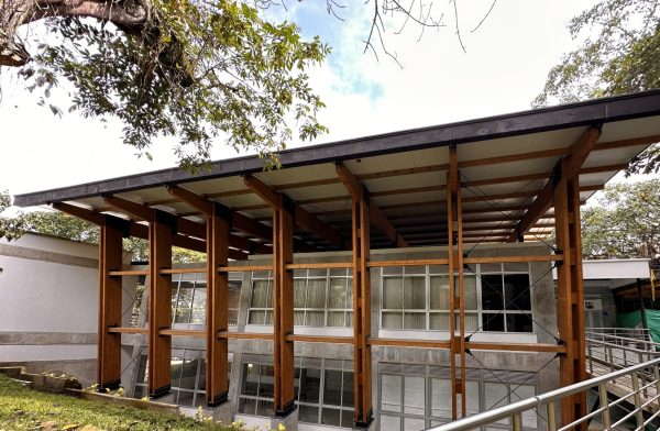 En el marco de las estrategias de formación integral promovidas por la Universidad Tecnológica de Pereira, el Semillero de Investigación y Laboratorio de Biorrefinerías (BIOCIRLAB) invita a toda la comunidad universitaria a participar en el taller "BASE DE DATOS AMBIENTALEX - Información clave para futuros sostenibles", que se llevará a cabo el próximo miércoles 7 de mayo de 2025, a las 10:00 a.m. en el salón 18A-110.